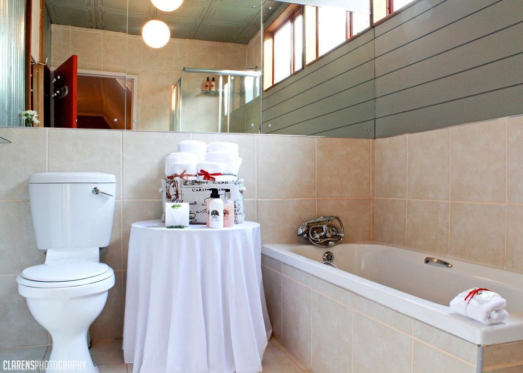 The Clarens Country House Bilik gambar